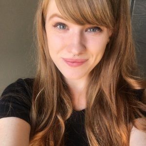 Meet your Posher, Ashley